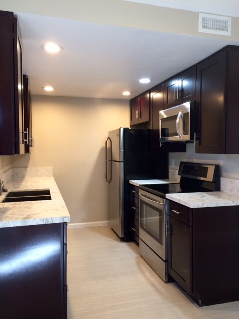 Foto del edificio - 6763 Amherst St