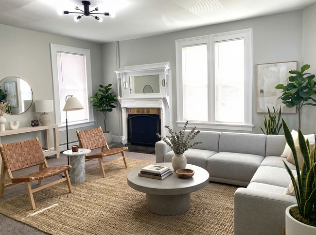 Building Photo - 72 Broad St