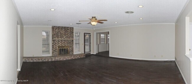 Foto del edificio - 6008 Cornell St