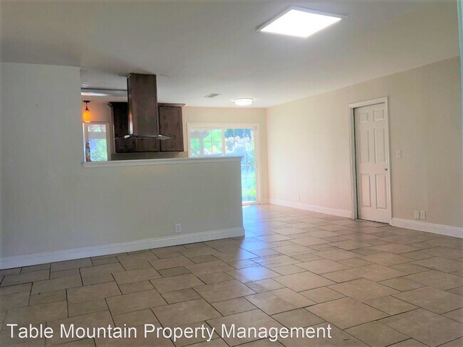 Building Photo - 3 br, 2 bath House - 3289 Foothill Blvd