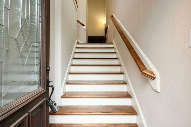 Foto del edificio - 321 Cage St