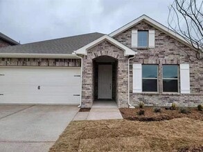 Building Photo - 2510 Lovegrass Ln