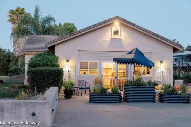 Building Photo - 18093 Bluegrass Rd