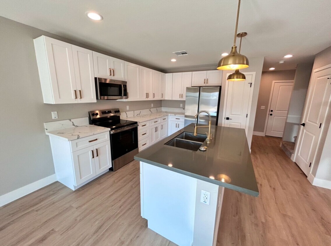 Primary Photo - BRAND NEW! 3 bed plus den/loft, NO HOA, EX...