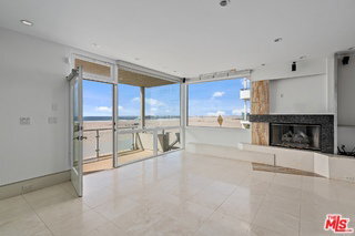 Building Photo - 6 Eastwind St