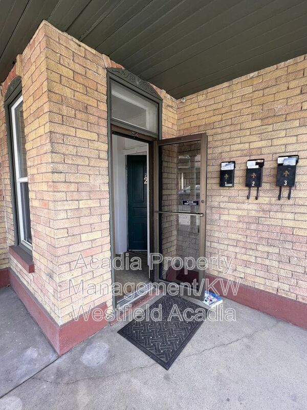Foto del edificio - 256 N 500 W