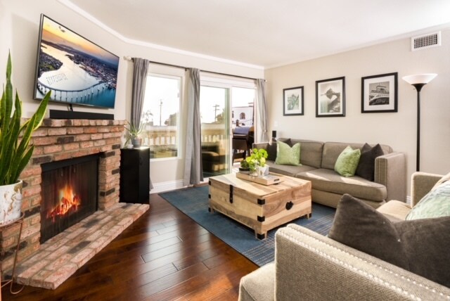 Foto principal - 2319 Curlew St