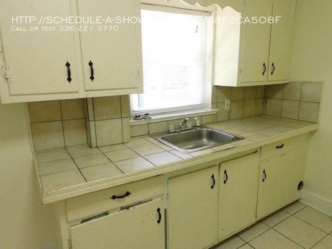 Building Photo - 339 Dixie Broadway