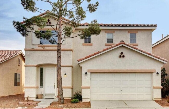 Foto del edificio - Beautifully upgraded kitchen and tile floo...
