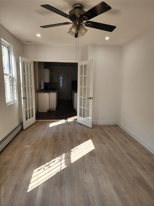 Building Photo - 1609 Colden Ave