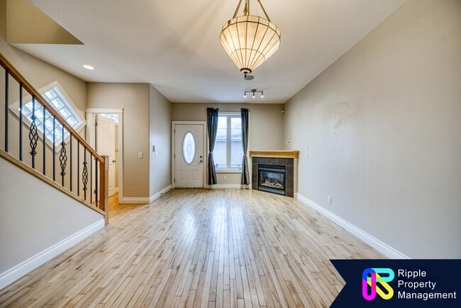 Photo du bâtiment - 720-756 Ave SW