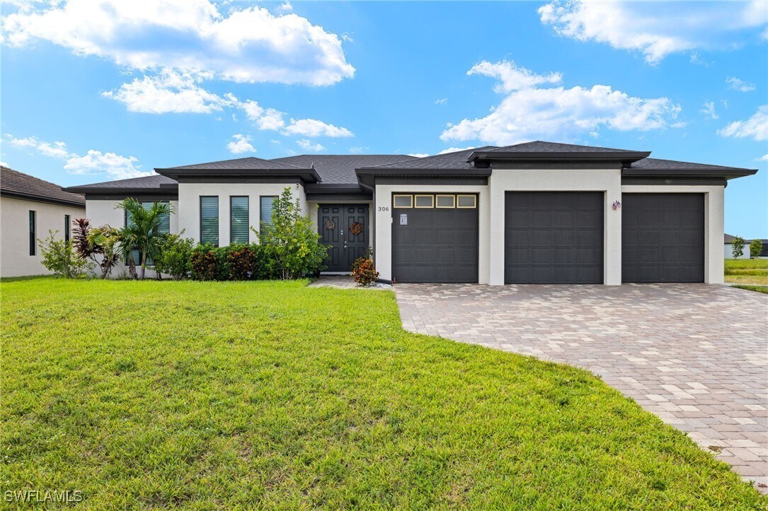 Foto principal - 306 NW 32nd Pl