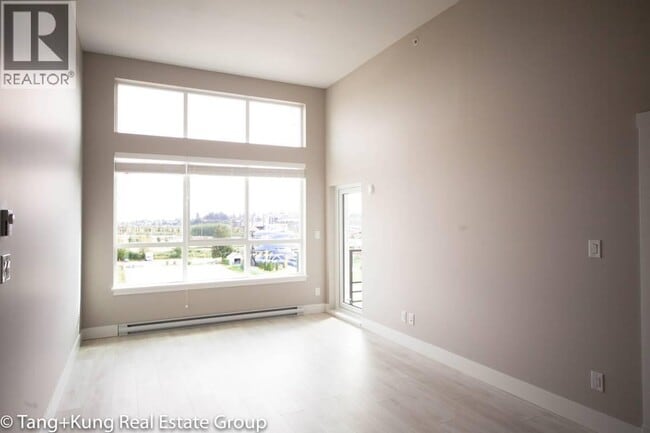 Building Photo - 4690 Hawk Ln