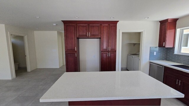 Building Photo - 10929 Hayvenhurst Ave