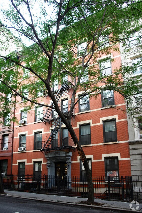 Primary Photo - 360 W 51st St