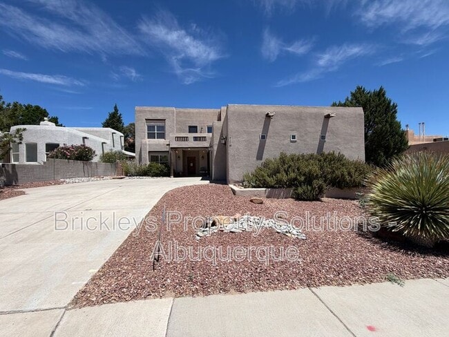 Foto del edificio - 6323 Pima Pl NW