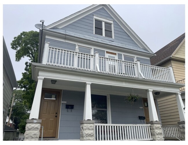 Outside View - 2860 S Delaware Ave