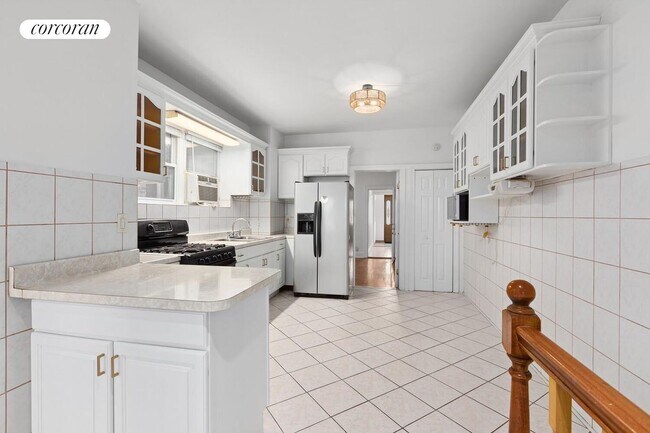 Foto del edificio - 3313 Avenue P