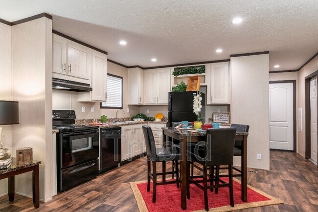 Building Photo - 11591 Cedar Lake Dr
