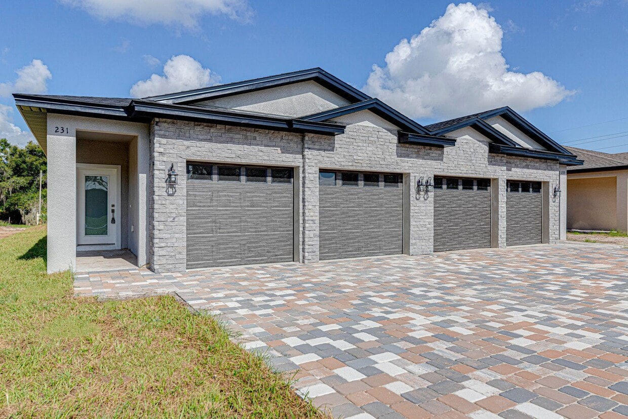 Photo - 231 N Pine Ave, Oviedo - For Rent