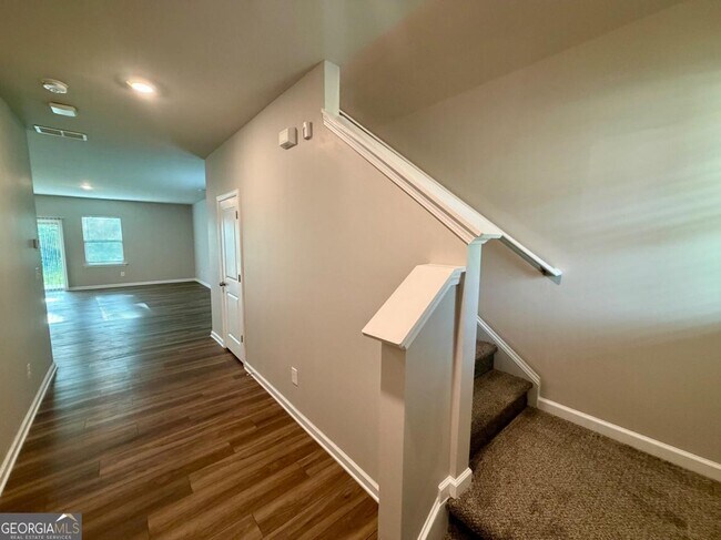 Foto del edificio - 3128 Baylor Cir