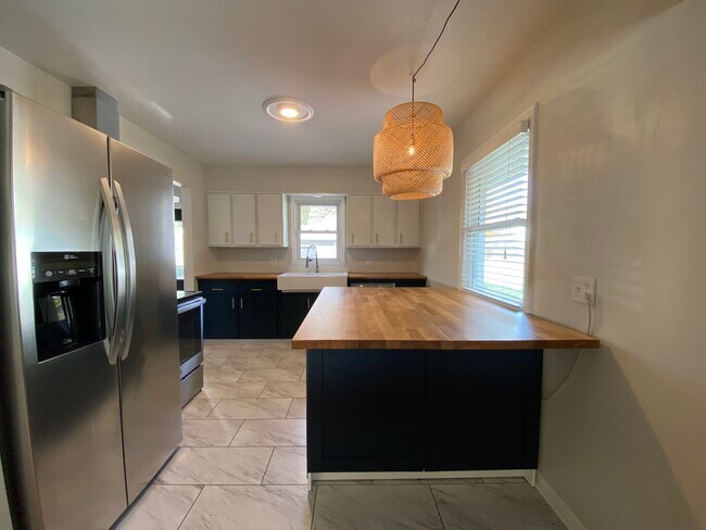 Foto del edificio - 1433 Cascade St NW