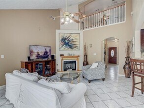 Building Photo - 8422 Tavenor Ln Building Photo - 8422 Tavenor Ln