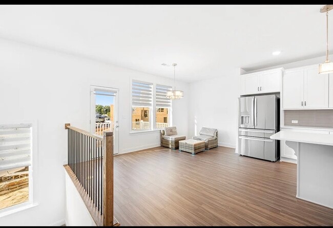 Building Photo - 2092 Barrowcliffe Dr NW