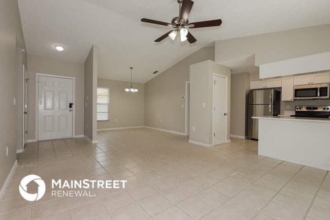 Building Photo - 5525 Southgrove Ct