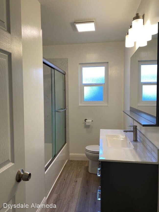Building Photo - 3 br, 2 bath House - 1031 Azalea Drive