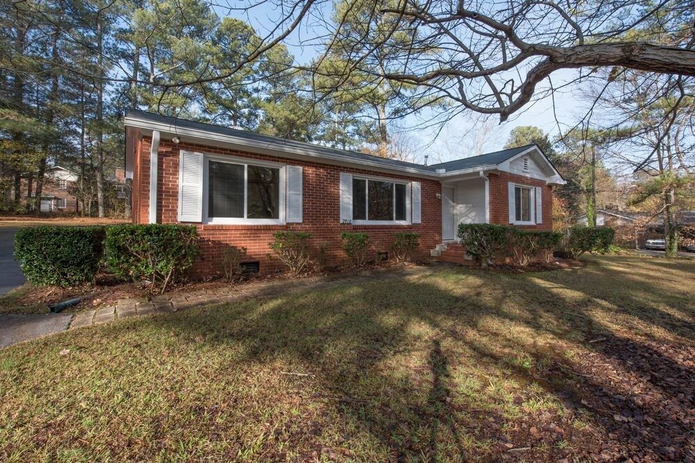 2910 Favor Rd SW, Marietta, GA 30060 House Rental in Marietta, GA