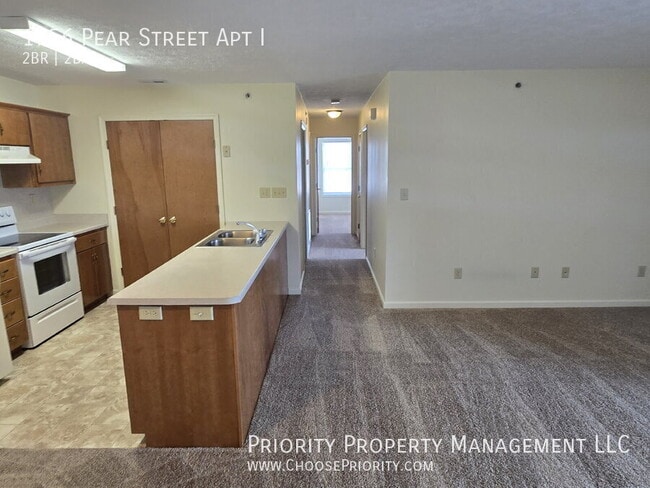 Foto del edificio - 1756 Pear St