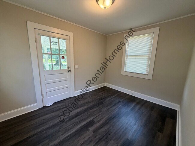 Foto del edificio - 2250 Gastonia Hwy