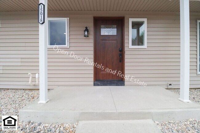 Building Photo - 15018 Tally Ho Dr