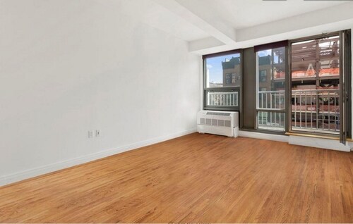 Primary Photo - 236 E 119th St