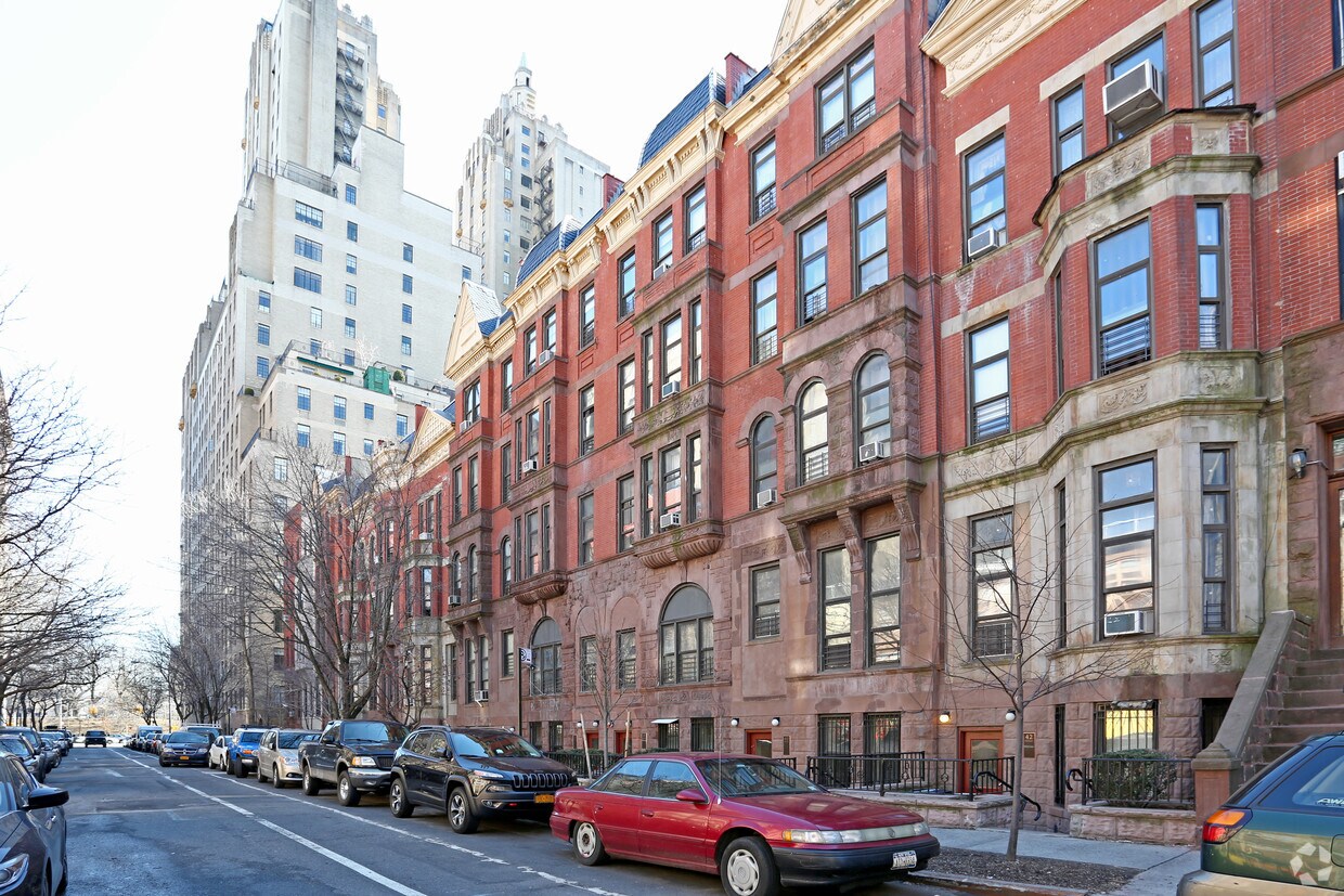 Primary Photo - 38 W 91st St