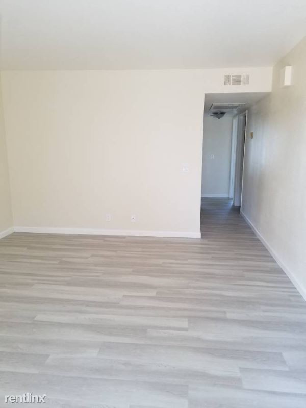 Foto del edificio - 2 br, 2 bath Apartment - 2240 Morley St