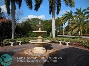 Foto del edificio - 1020 Crystal Way