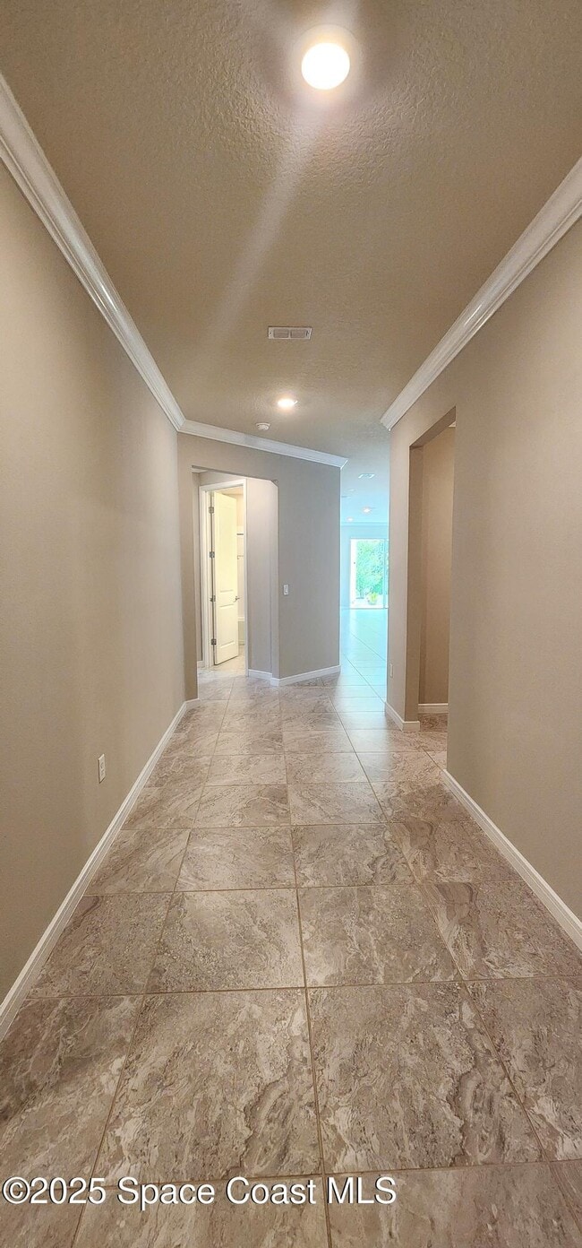 Foto del edificio - 2112 Live Oak Lake Rd