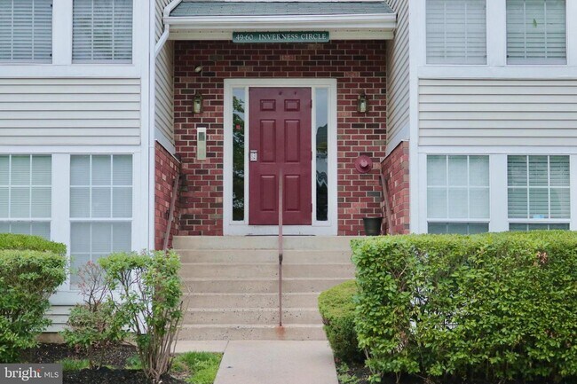 Building Photo - 60 Inverness Cir