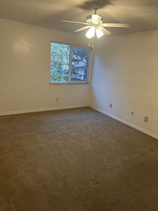 Building Photo - 3051 S Ursula Cir