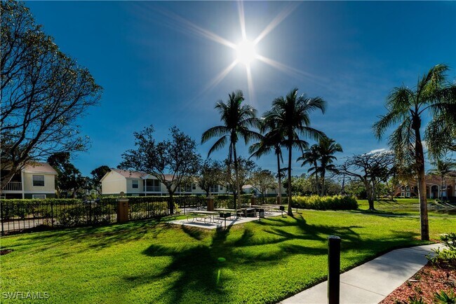 Building Photo - 1230 Wildwood Lakes Blvd