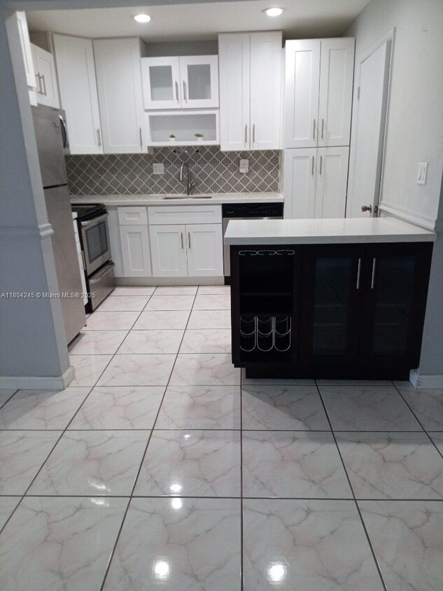 Primary Photo - 12820 SW 43rd Dr