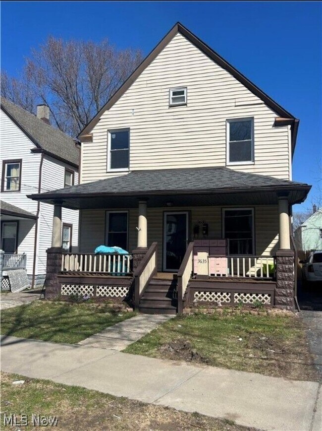 Building Photo - 3635 W 46th St