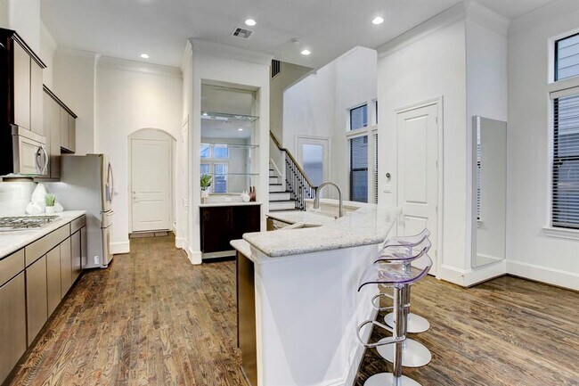 Foto del edificio - 5506 Darling St