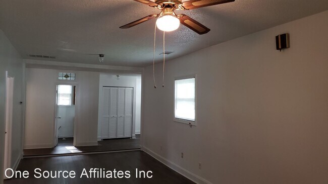 Foto del edificio - 3 br, 1 bath House - 1479 Connally Ave SW