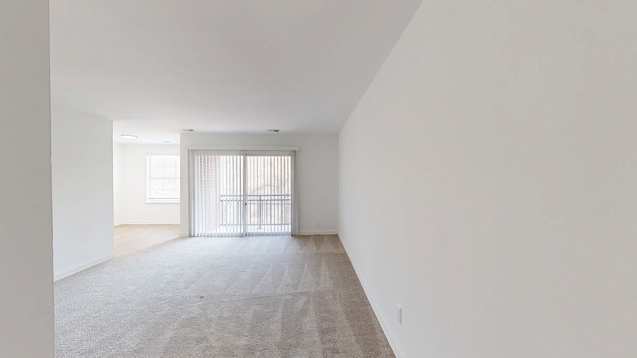 Photo - ReNew Howard Crossing Apartments