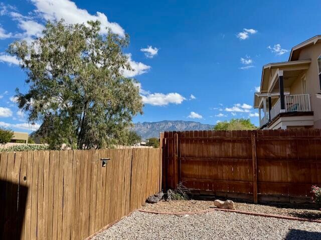 Foto del edificio - 7315 Eagle View Ave NE