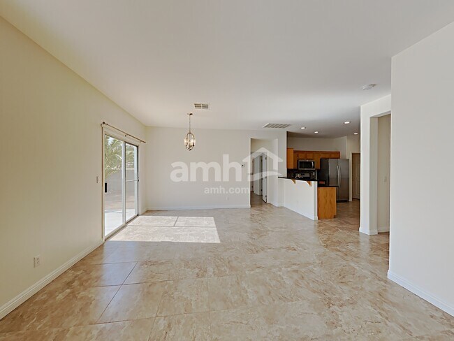 Building Photo - 1660 Encarta St