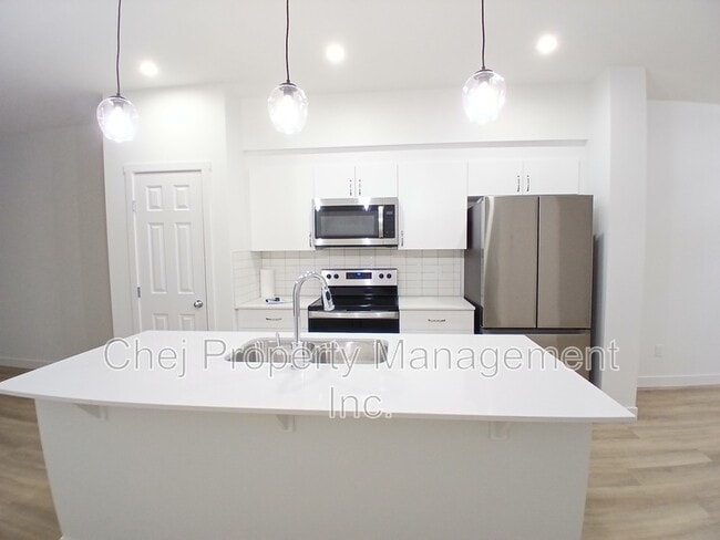 Photo du bâtiment - 5140 Kinney Wy SW